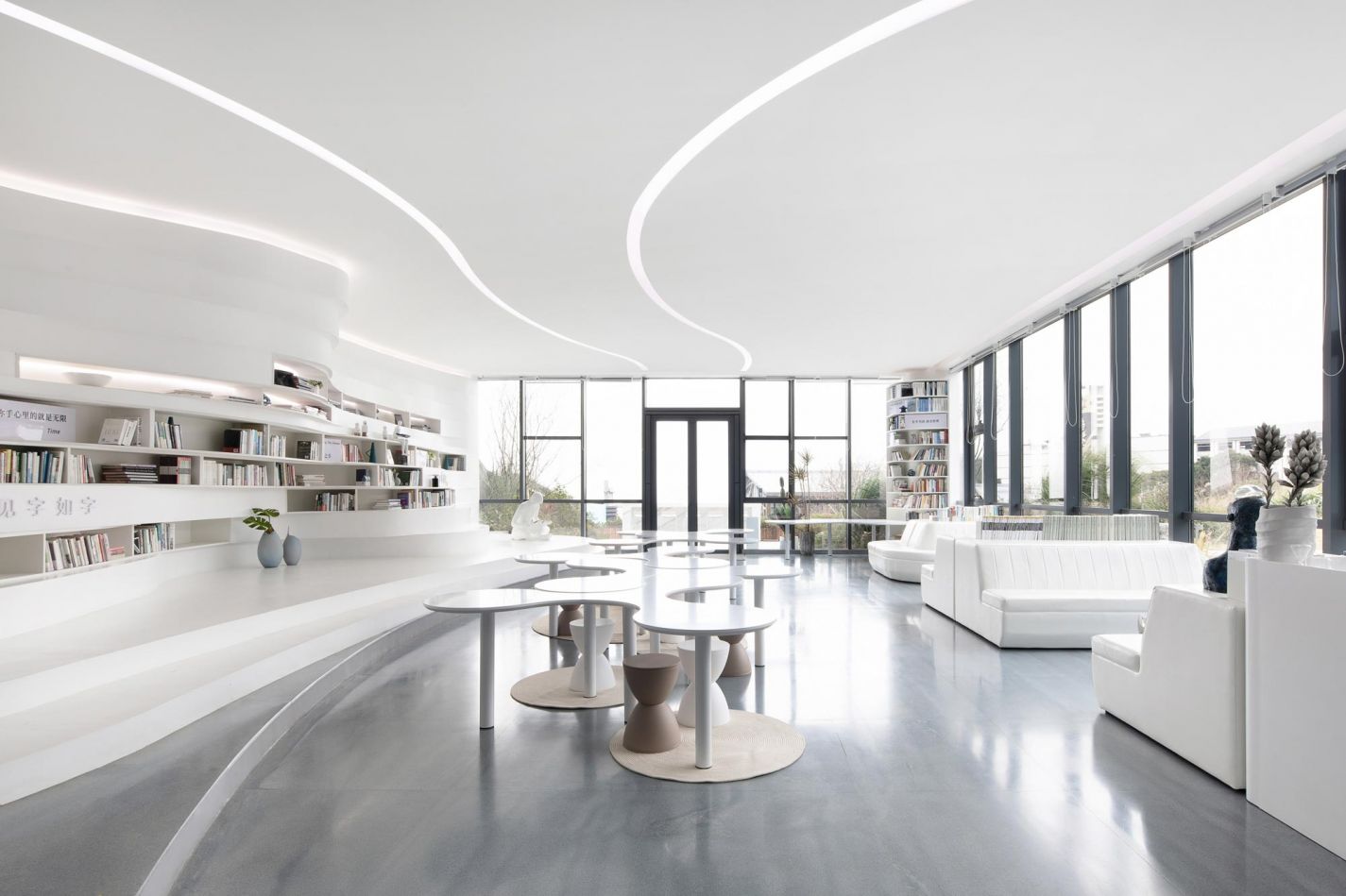 emcױ(й)ٷվ-EMC SPORTS