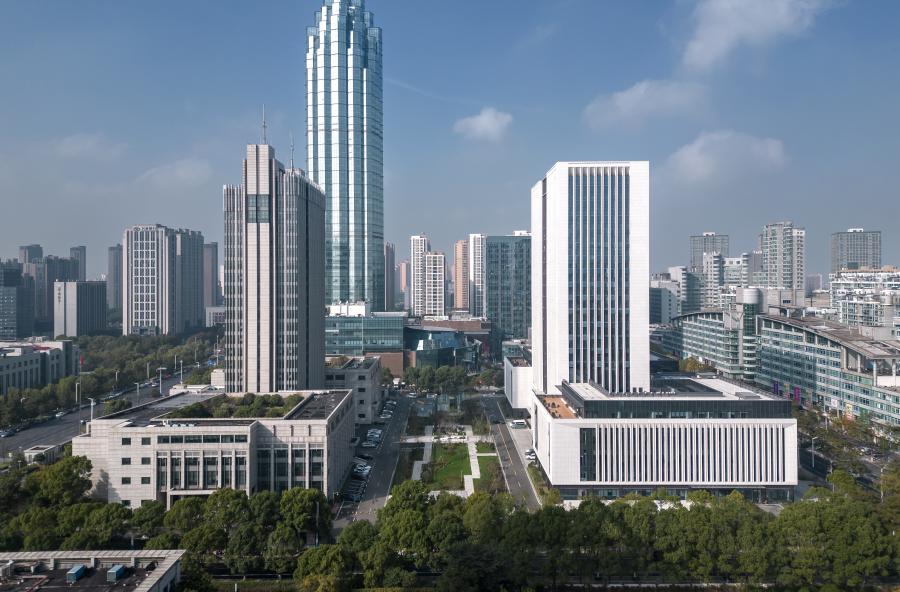 1752478138102872Jn7a.jpg Áú½õ´óÏÃ.jpg